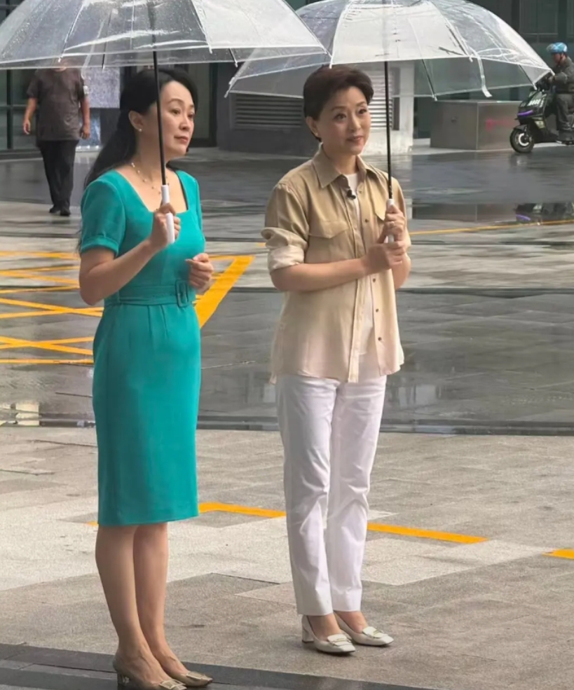 杨澜快六十了吧，气质还这么好