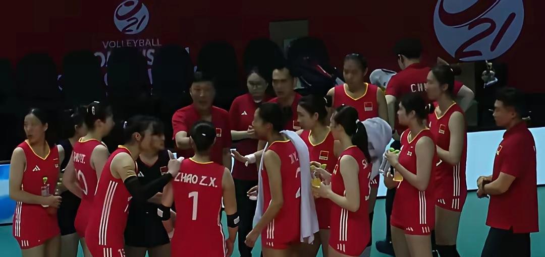 中国U21女排0-3意大利女排
中国女排个人得分
赵喆熙：10分（30扣10中6