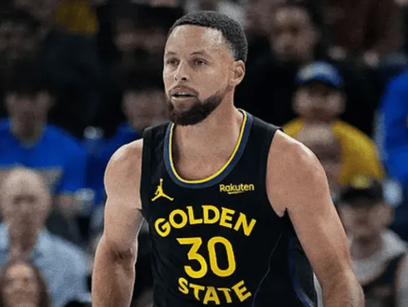 某记者发推晒出一组勇士的阵容统计数据。
记者表示：伤病无疑对勇士本赛季造成了影响