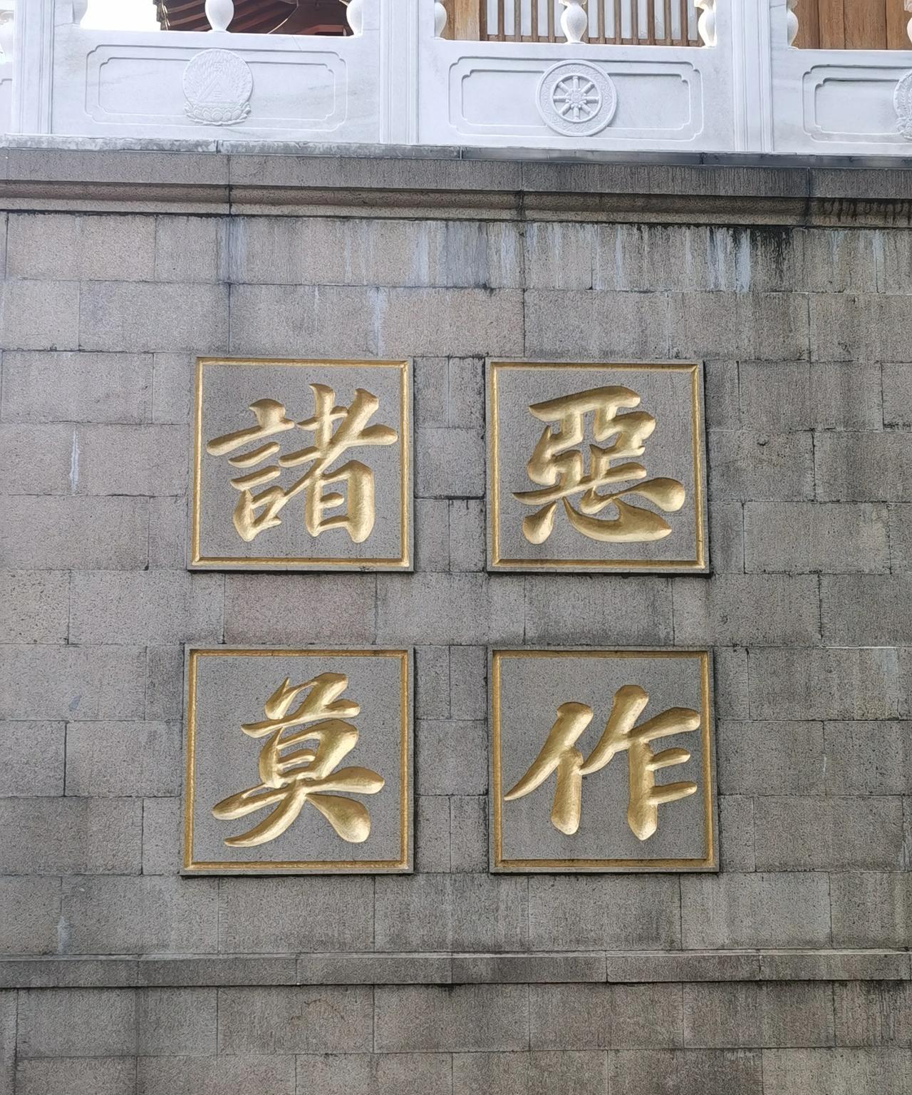 就湘雅医院的医生罗某宇跳楼自尽一事，有一点必须要调查清楚，一个有着大好前程的研究