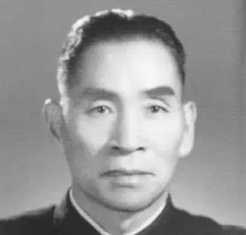 1952年，发国难财的两大贪官刘青山和张子善被毛主席下令处死，处决两人后，毛主席
