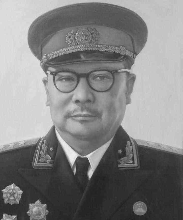 1949年，毛主席去苏联访问前，叫来李克农，对他说：“我离开北京后，你把‘040