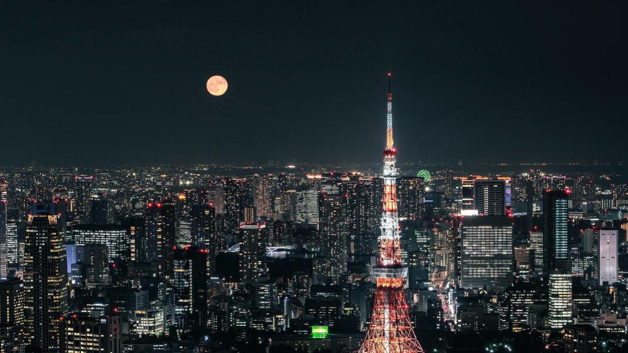 一边从中国赚钱，一边极度反华，是谁给日本的底气