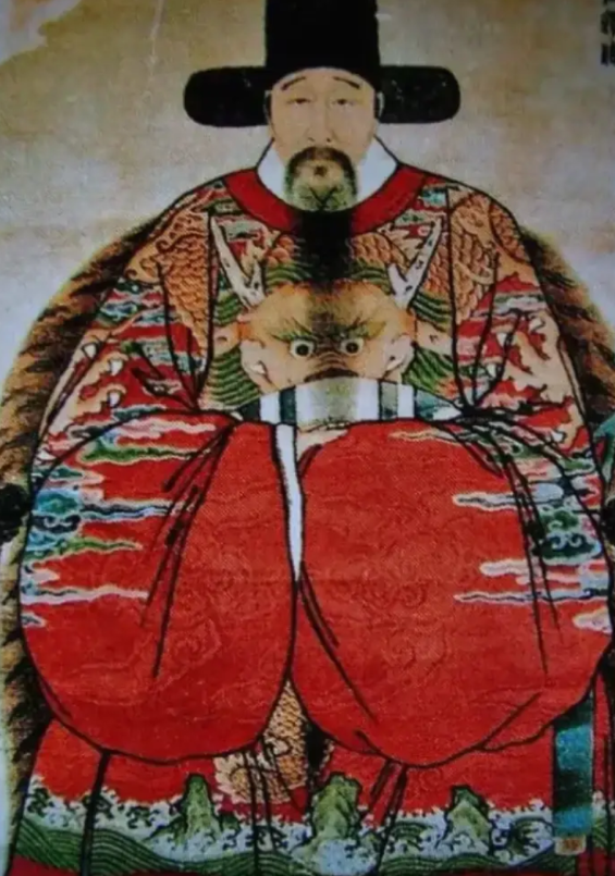 张居正的父亲在湖广江陵老家病逝。

按照明朝以孝治天下的伦理和丁忧制度，官员父母