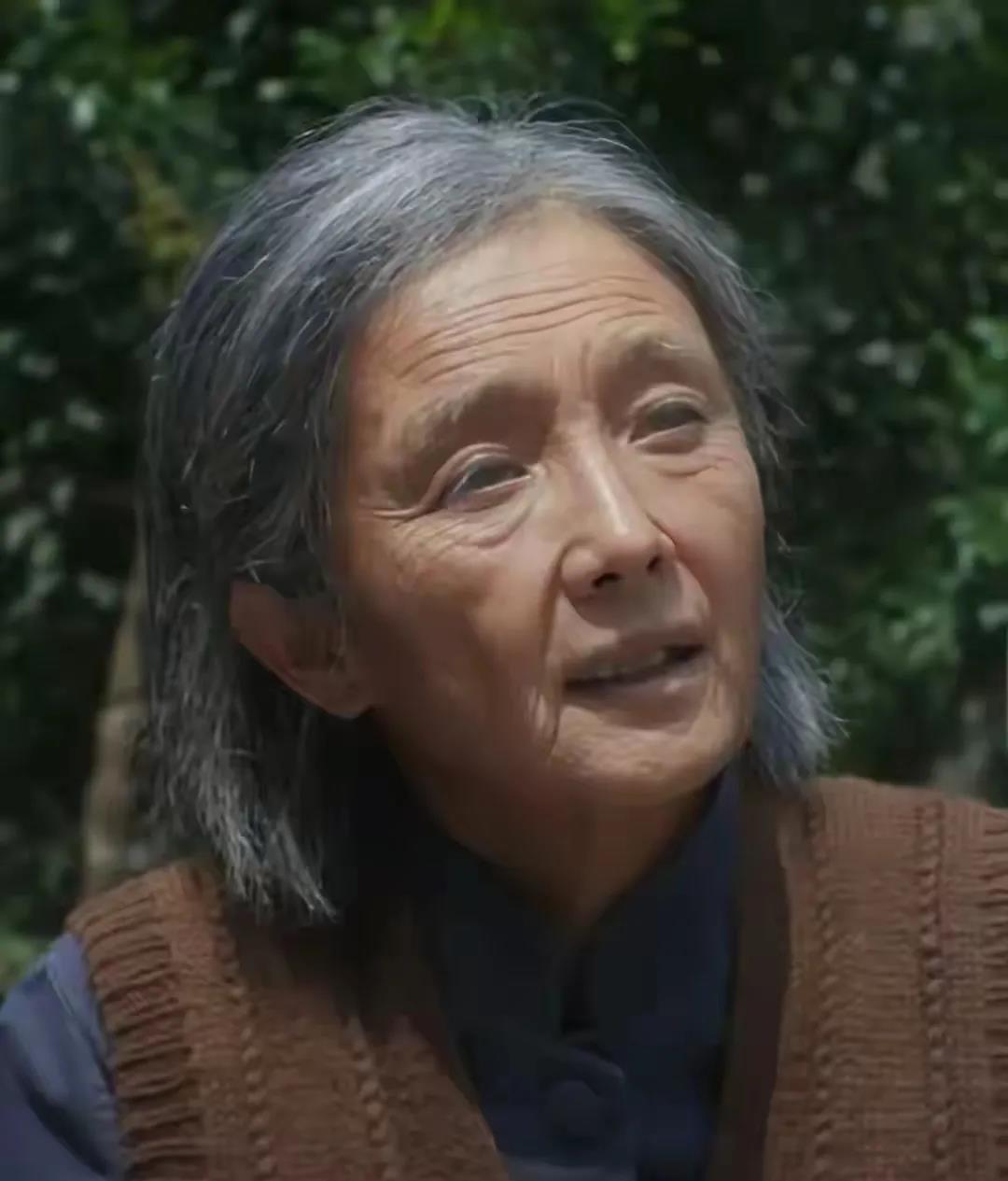 这么好的一部剧，要不是杨幂主演，那就完美了。从头到尾，压根儿就不像个坚强有韧性的