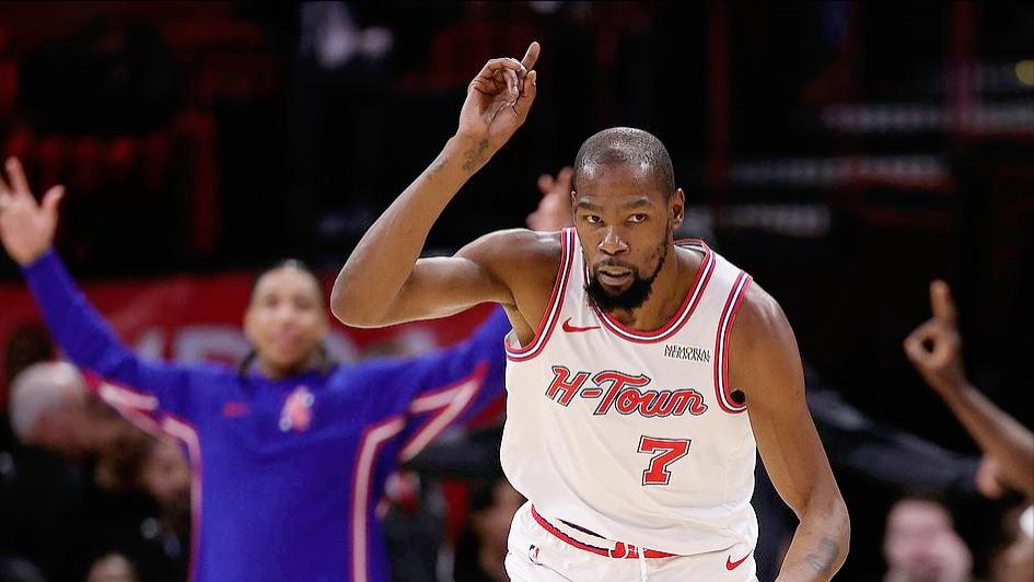 135-112打崩奇才！杜兰特单节16分，火箭替补俩神射合砍41分