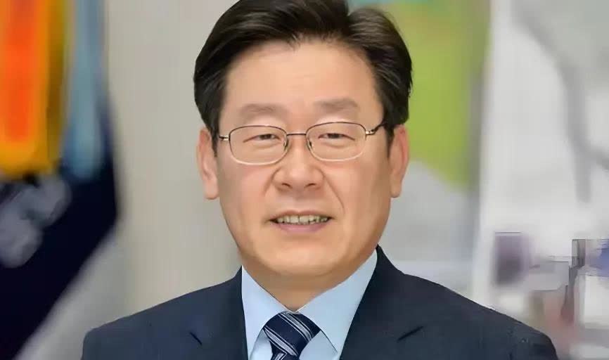 中国邀请韩国总统李在明参加抗日战争胜利80周年的纪念活动，李在明至今还没有表态是