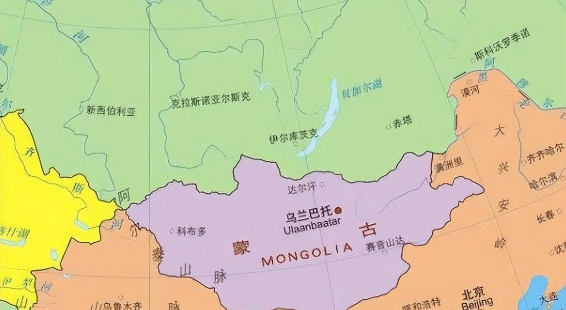 外蒙古最受不了的一点，估计就是眼瞅着内蒙古日子过得比他们好！乌兰巴托街头隔三差五