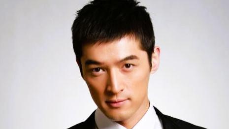 央视首部短剧《奇迹》开播！胡歌白宇领衔 70 位戏骨，24 集讲透深圳 45 年