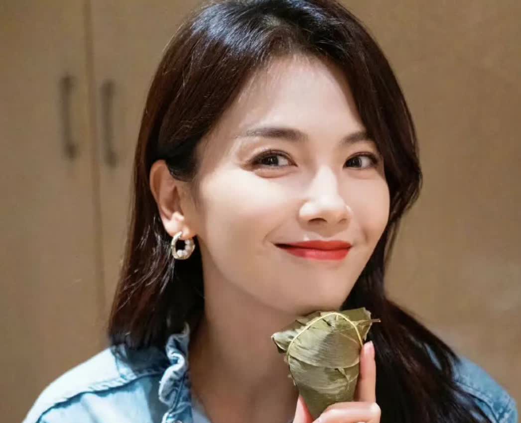 我敢说

哪怕刘涛的老公王珂在外面有女人了，她也不会离婚

原因很简单
