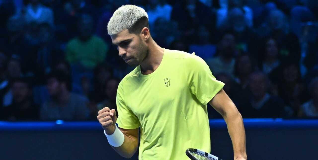 阿尔卡拉斯，危险？
正在进行的ATP年终总决赛，阿尔卡拉斯目前0-1弗里茨，已经