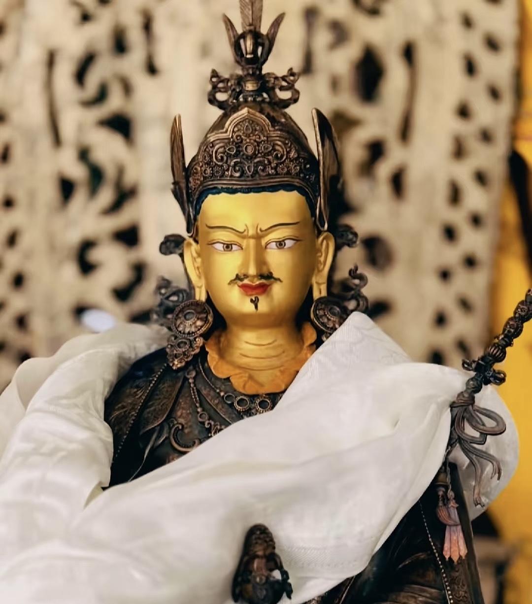 莲花生大士
