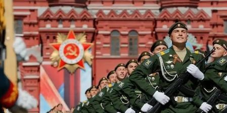 苏联为什么斗不赢美国？



准确来说苏联并不是斗不赢美国，而是斗不赢中国，本质