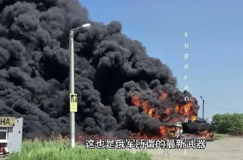 这几天我们一直在关注乌军无人机部队在俄罗斯大后方炸飞机、炸油库、炸兵工厂……
岂