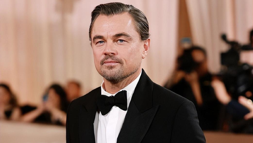 金球奖这一夜，国际女星个个风情万种，但都被一位中国女星艳压了