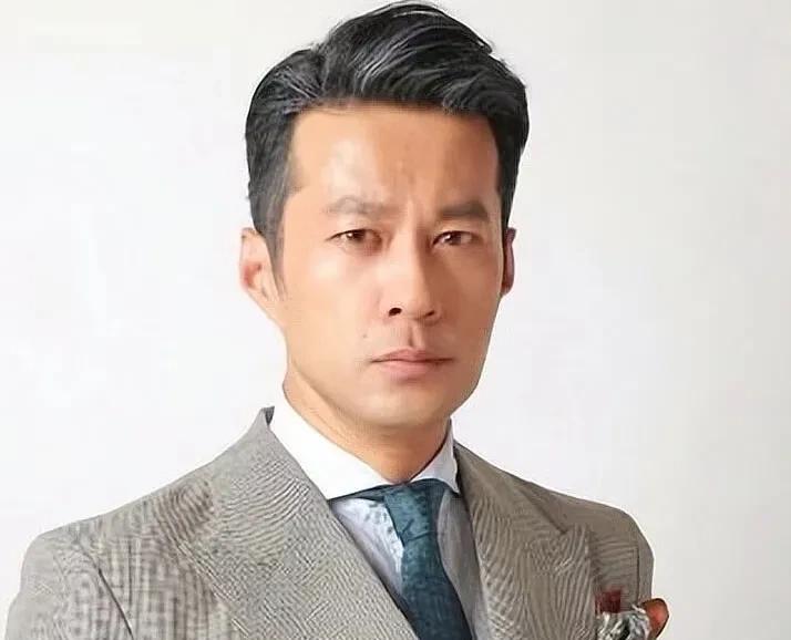 演技出众的男演员，你最喜欢谁呢？
1.谭凯
2.王阳
3.郭京飞
4.王耀庆
5