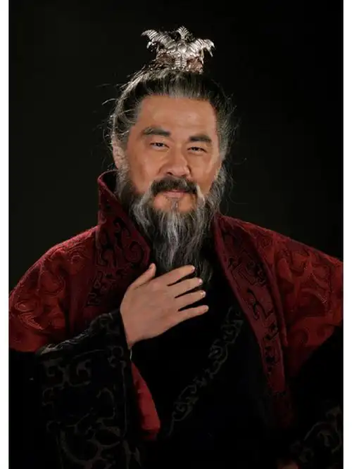 曹操是不是中国历史上被严重高估的人？
这个高赞回答，首句就足以让人惊讶。

曹操