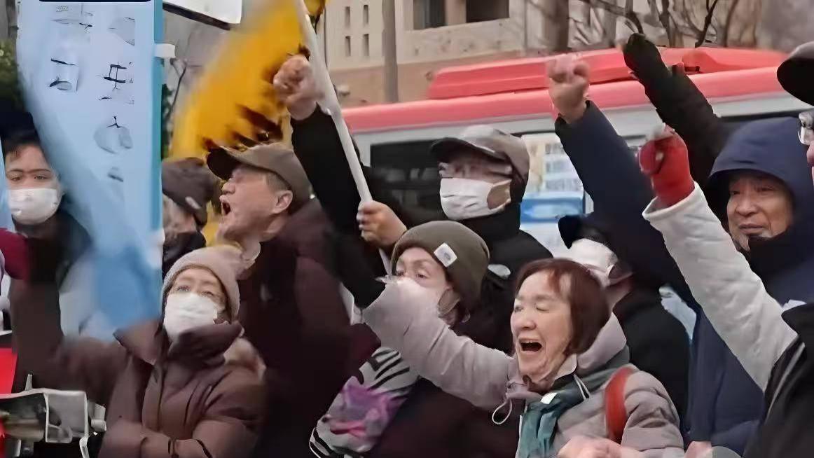 福岛阴影未散，日本重启全球最大核电站！13年后的博弈，安全与能源孰重？