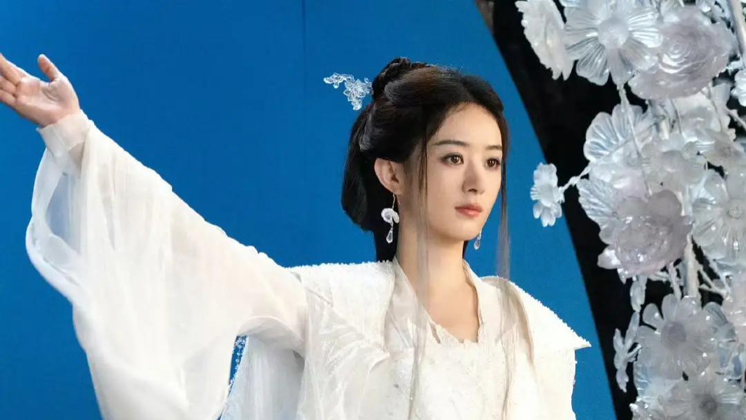 赵丽颖客串《逍遥》，三分钟演绎“碎梦仙君”引全网热议