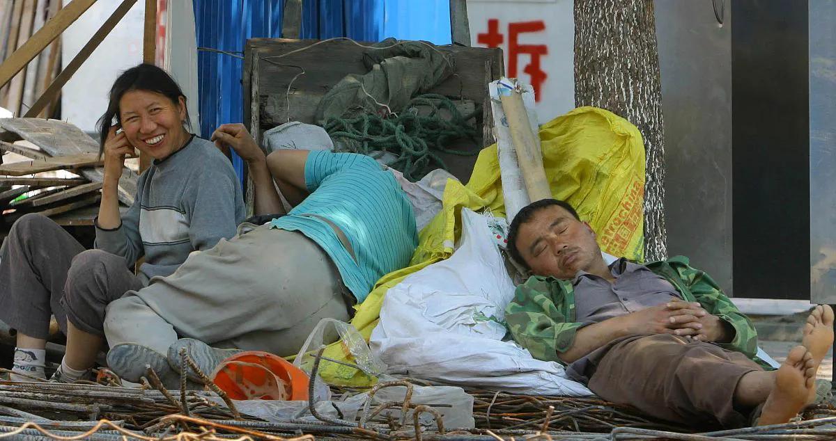 “高考后才知道妈妈连1万都拿不出”事件，炸出多少病态巨婴！
高考结束的喜悦尚未消