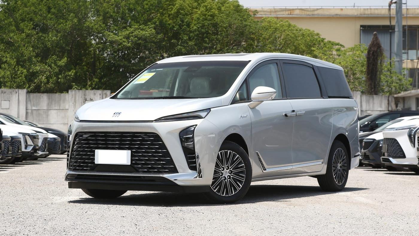 新一代别克GL8即将上市！再次更新更豪华，大尺寸车身配2.0T+9AT