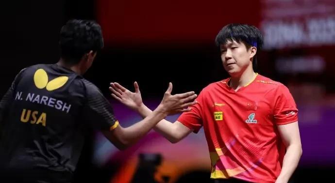 他又上热搜了
但还不是因为他赢球了
恭喜出勤老师首秀
以4比0拿下
光速下班
双