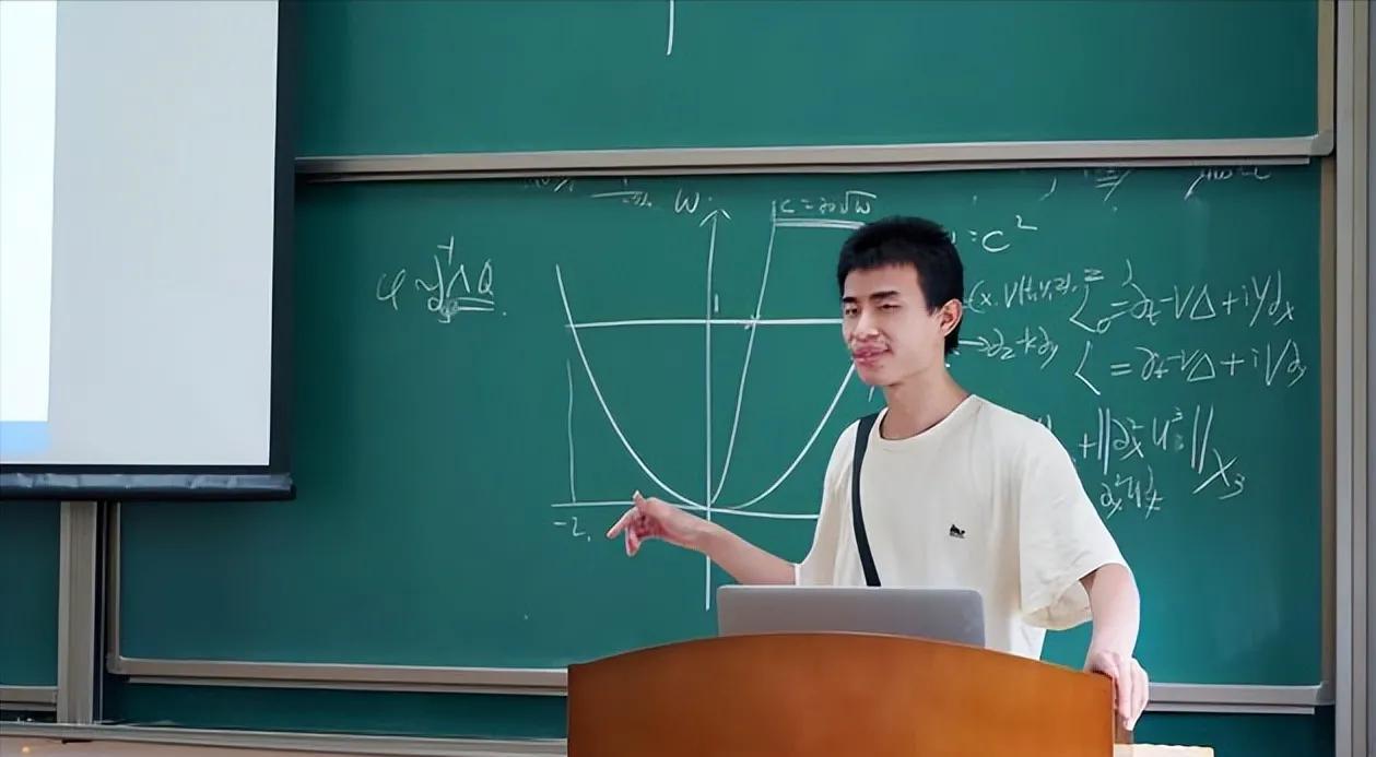 [心]请给韦神留个饭碗，不要再向北大施压了！
       首先说几个客观事实：
