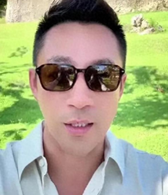 老s别折腾了，给自己女儿留点尊严吧，亲闺女在自己和亲女婿身边离世，怎么就非得逮住
