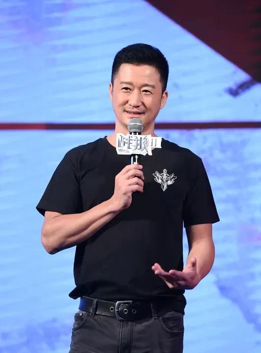 博主：吴京到底犯了什么“罪” 博主：吴京究竟犯了什么“罪”？
最近，吴京成了网络