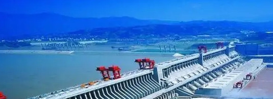 美国为何不敢炸三峡大坝











---











你们