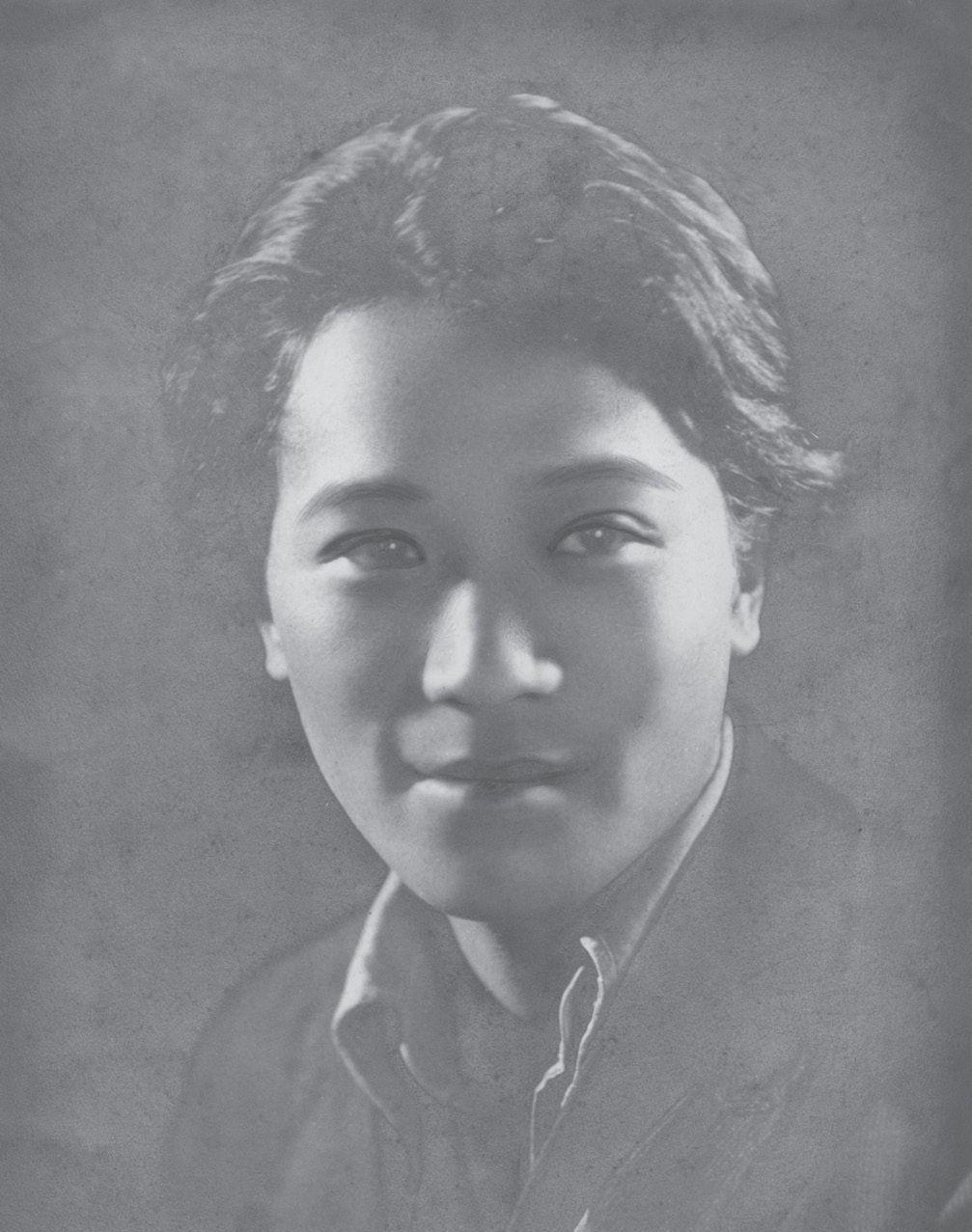 1931年，陈梦家摄于南京的老照片，妥妥的文艺青年#新锐创作者成长计划#