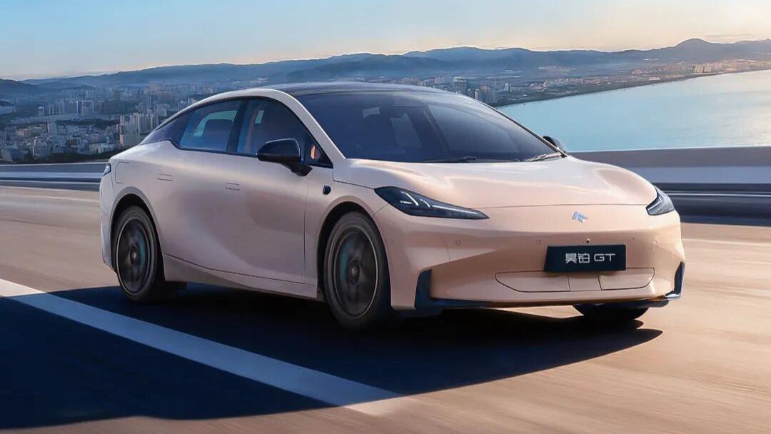 广汽昊铂GT全新Lite版上市售15万起 年轻人的性能自由