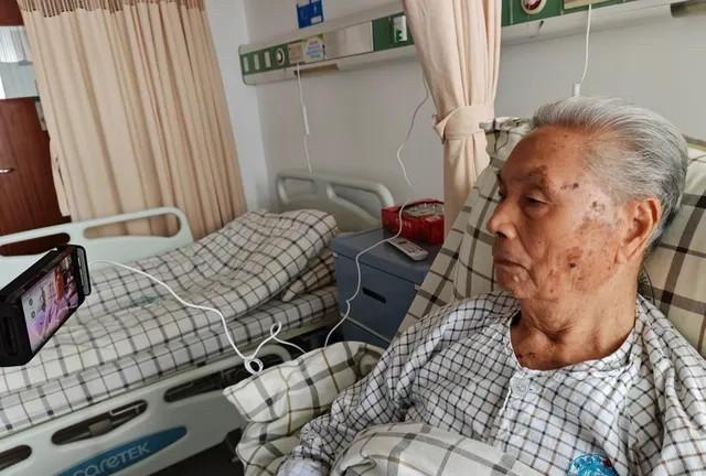 离休干部涉黑的情形并不多见。
更何况是一位95岁的离休干部呢！
此人名叫郑蔚，