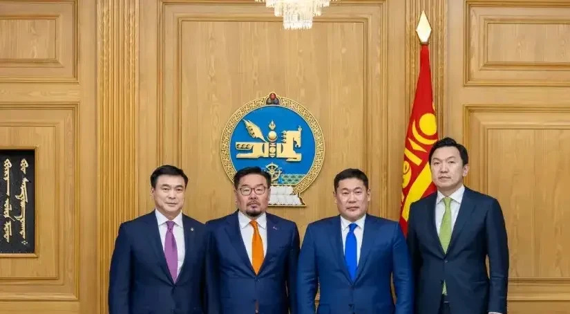 蒙古总理换届，新官上任





---





哎呀妈呀，蒙古国这总理换得，