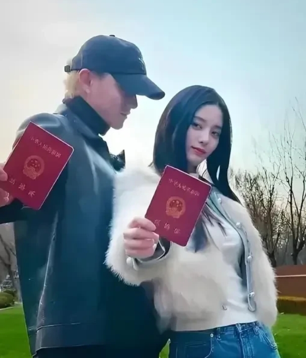 黄子韬结婚后的转变，着实令人惊叹。曾经那个一头七彩发，出手阔绰送粉丝劳斯莱斯的狂