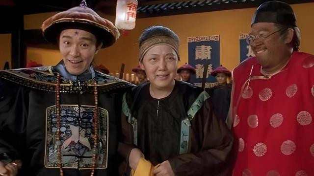 晚年住进养老院的4位明星：有人享福，有人被妻儿弃养