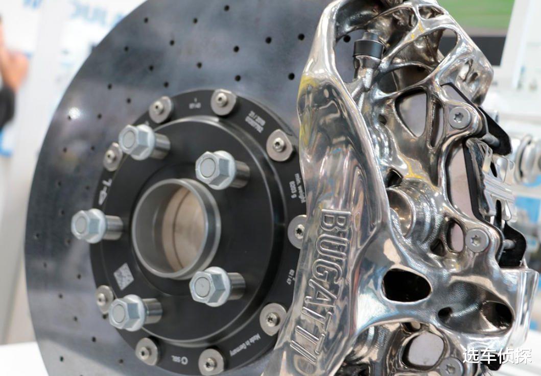 百公里加速1.9秒的三款车，用三种完全不同的刹车