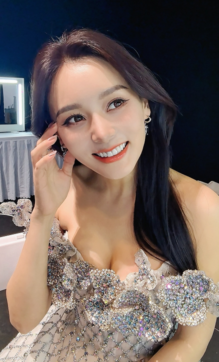 何佩瑜的状态如何？