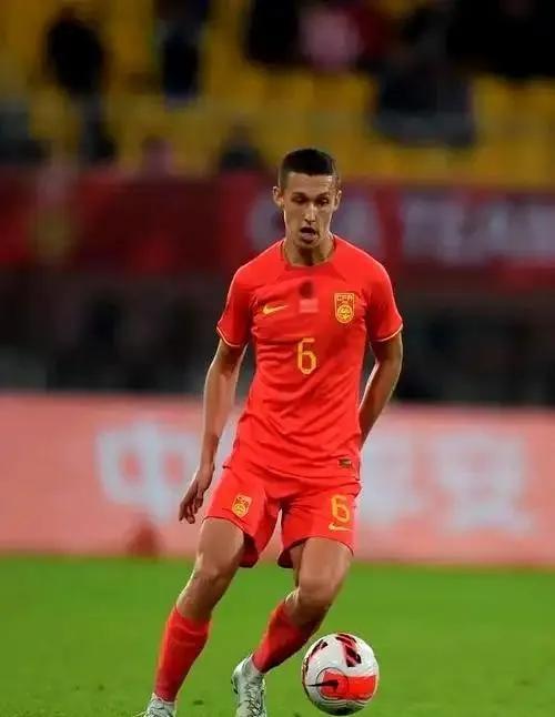 依木兰.买买提将是本届“熊猫杯”最大看点，阔别已久的依木兰终于复出入选中国U22