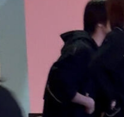 不需露脸 仅需要半个身姿 男友味就十足 啊啊啊啊啊啊啊啊啊圆圆脑袋的宝宝 ​​​