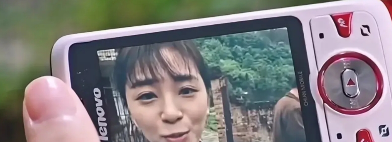 《利剑·玫瑰》女孩就应该像花一样，经历风雨之后依然灿烂！ 郑薇薇被救之后，认为自
