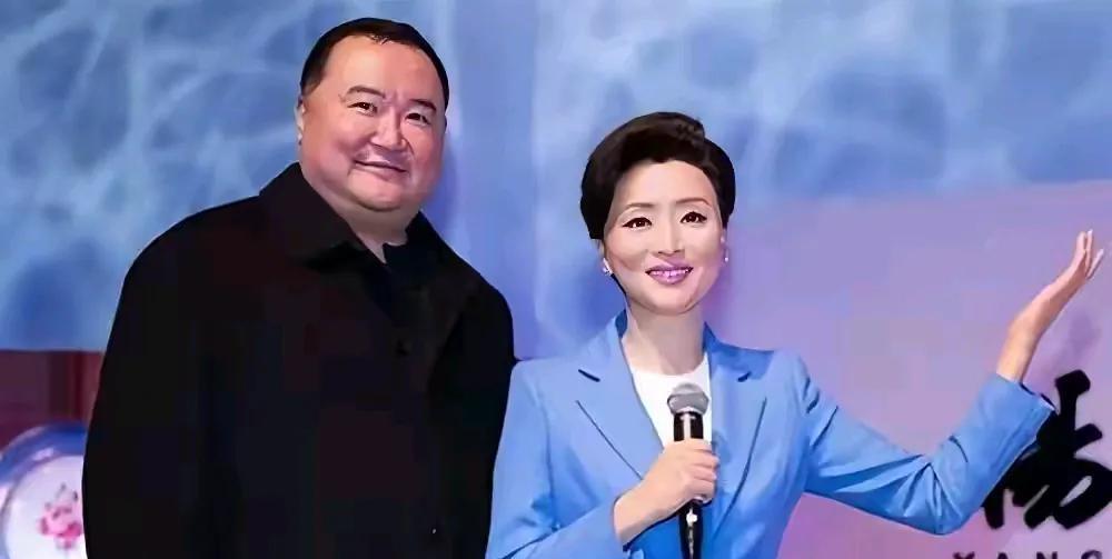 想不通，杨澜甚至比周涛还优秀，中央主持界的天花板，中央一姐，颜值，气质，才华，怎