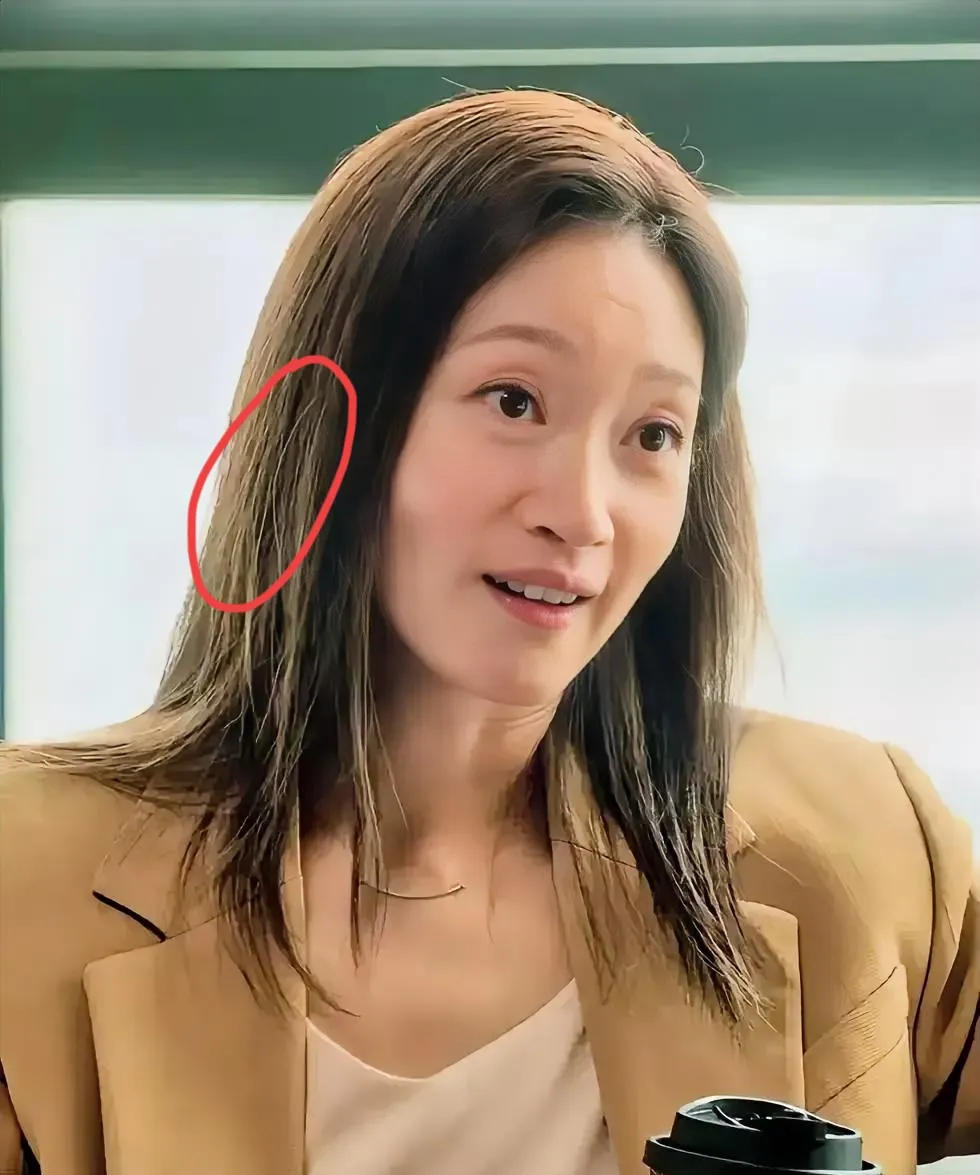 实话实说，沈佳妮过的好不好，
秀恩爱没有用，别人一眼就看出来了，
不是她生了2个