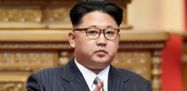 金正恩将出席北京阅兵，是一个历史突破，对外传递两大信号。金正恩将要出席我国的阅兵