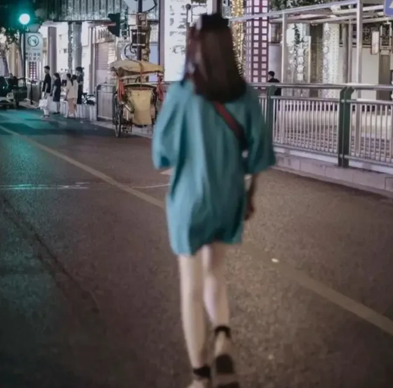 吉林长春，男子将女子送回家后，竟把女子拖拽到卧室欲强行与其发生关系。