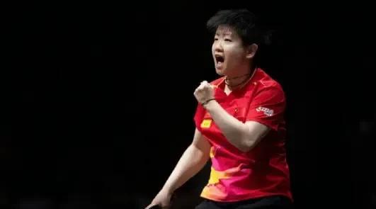 心态好！孙颖莎谈拿到冠军：
“今天非常开心，我觉得今天跟曼昱，我们都是胜者，都是