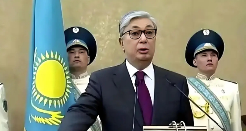 金砖，我们不加入！哈萨克斯坦总统说出大实话。
“金砖？我们不约！”哈萨克斯坦总统
