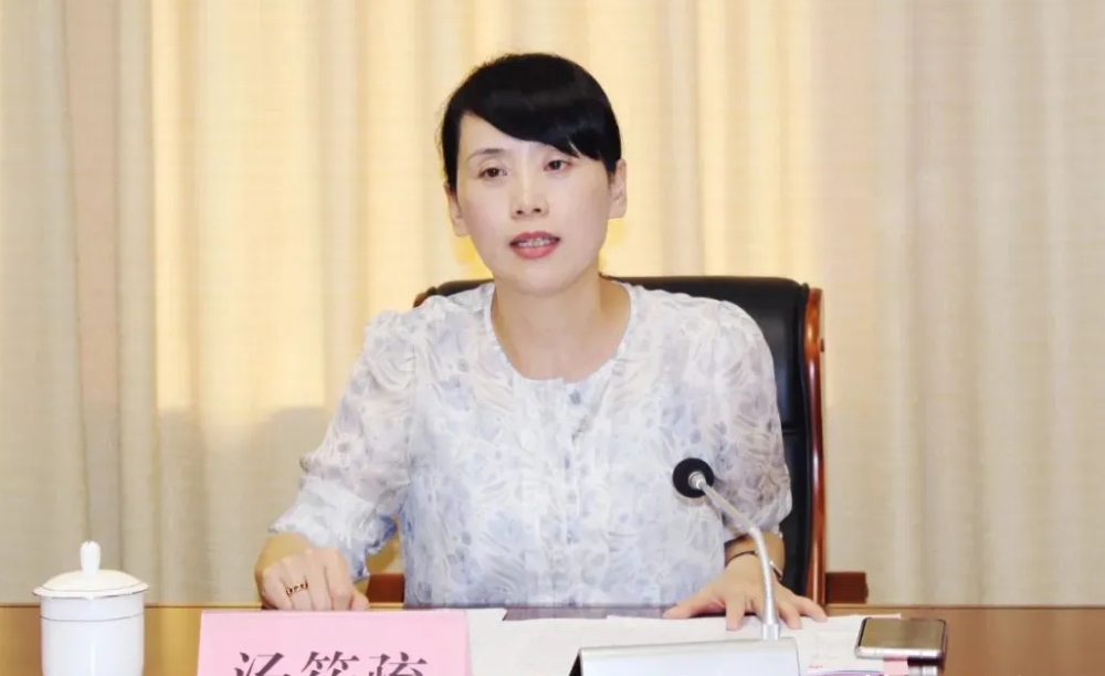浙江一女厅官主动投案。据浙江省纪委监委消息，浙江省教育厅副厅长汤筱疏涉嫌严重违法