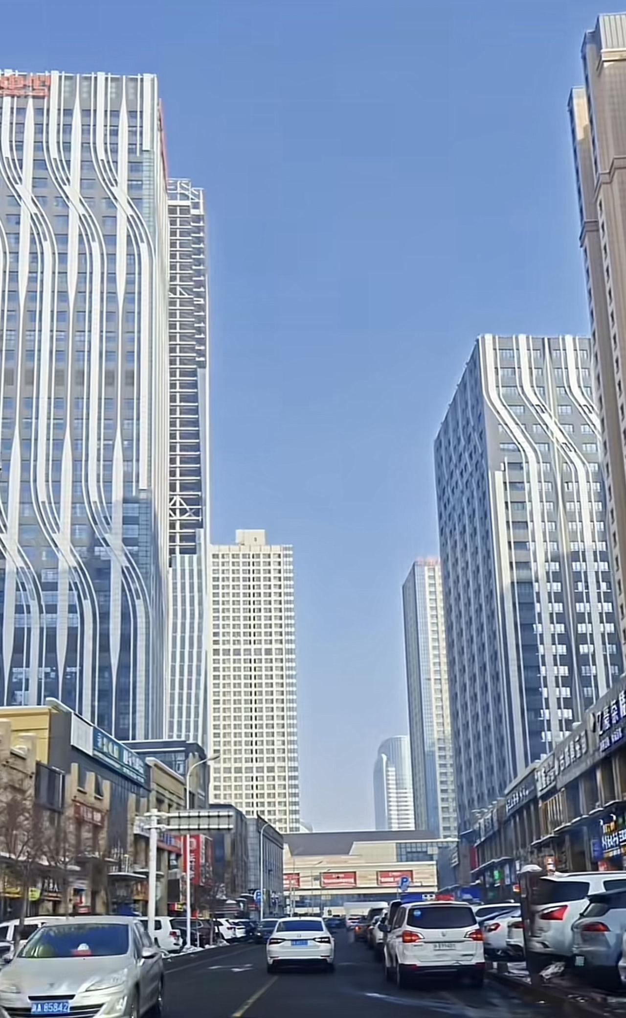 乌鲁木齐经济技术开发区(以下简称“经开区”)是全疆第一个国家级经开区，级国家级开