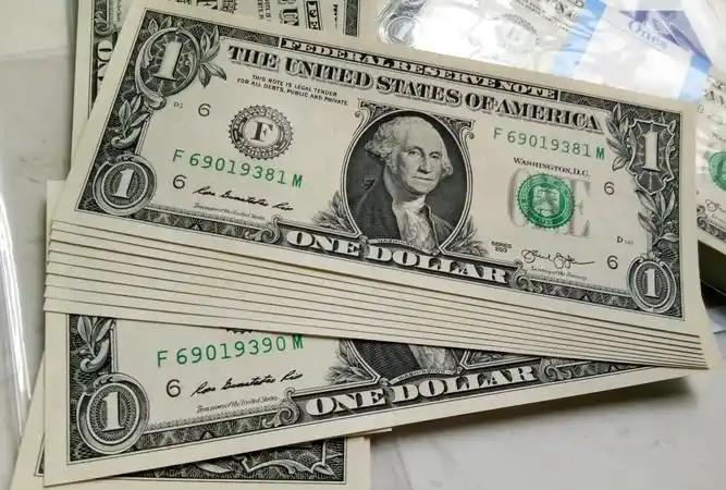 如果美国一口气印钞28万亿，把欠的债都还了，会发生什么？美国一旦这么干，第二天就